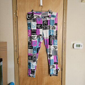 LularoeTC2 Leggings Skull Bones